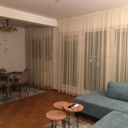 Apartment Apartman Park *